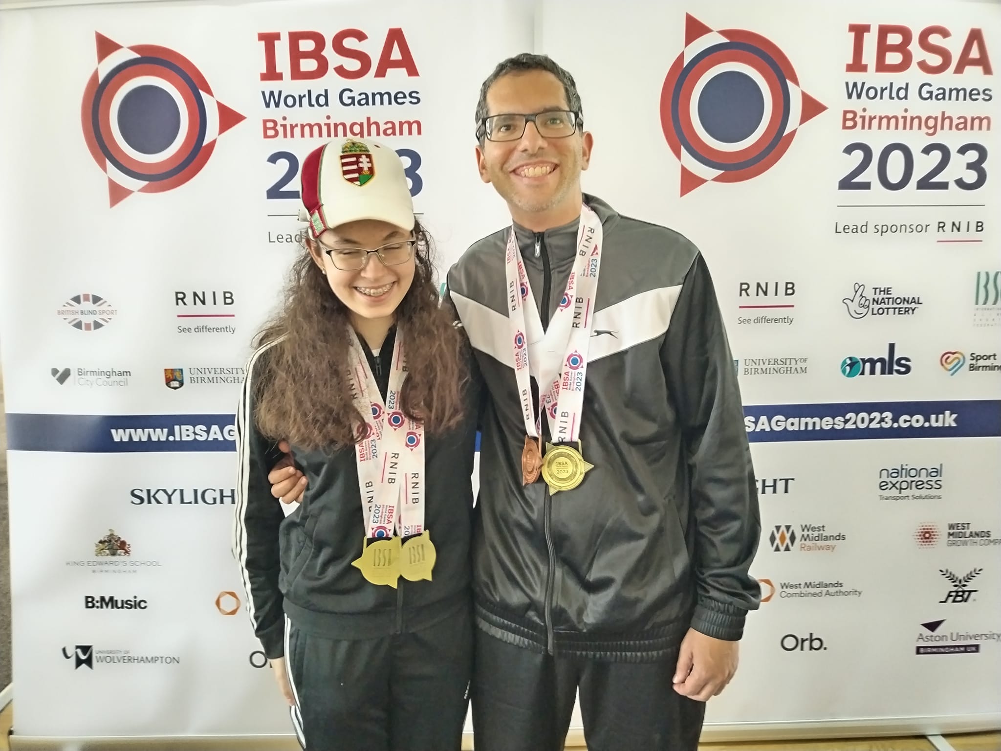 Arany- és bronzérem: Vilics Hanna és Zámbó Zoltán sikerei az IBSA Világjátékokon