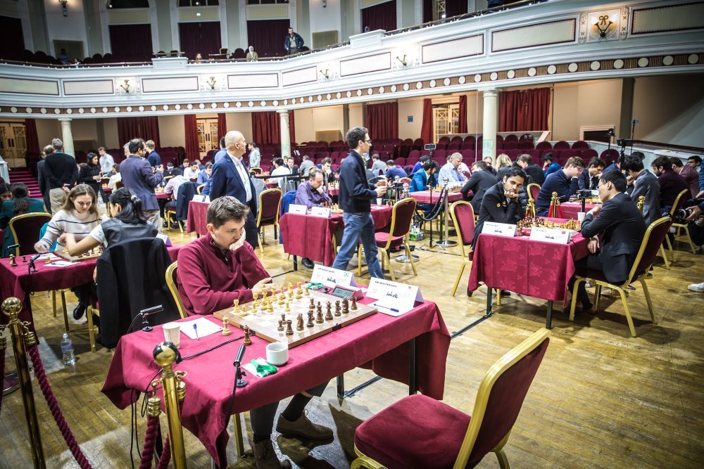 Négy magyar sakkozó a FIDE Grand Swiss tornán! Frissítve 11.08.!