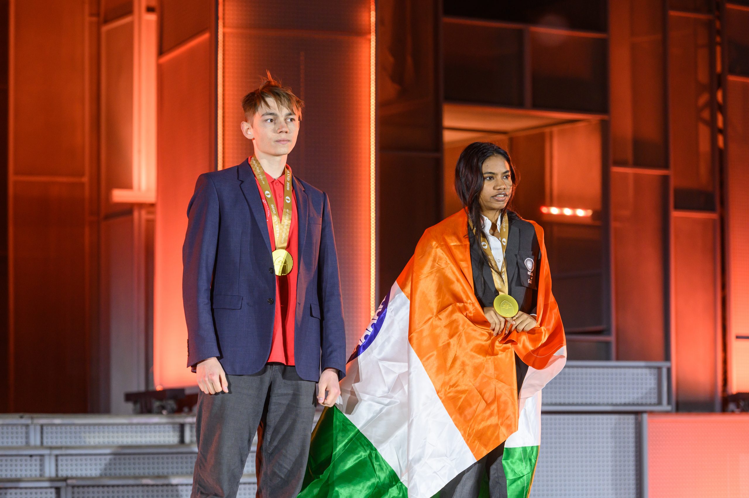 Derék helytállás India ellen a férfiaknál (2:2), a hölgyek Észtország ellen győztek 3:1-re
